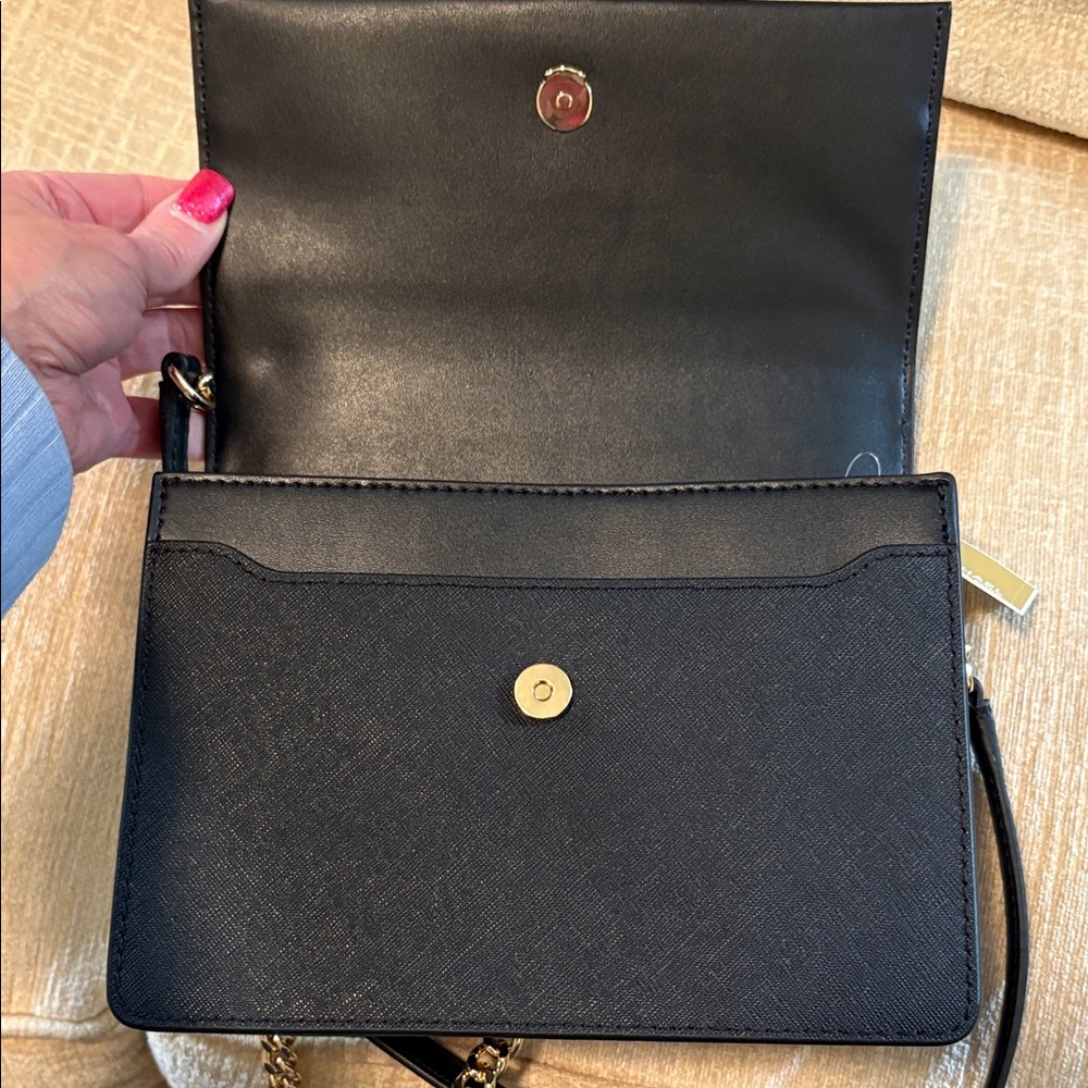 Michael Kors Black Crossbody Bag with Gold Chain - Picture 8 of 16